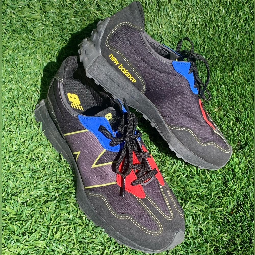 New balance 327 size 5.5Y